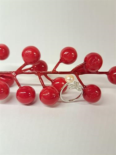 Nhẫn Ngọc Trai CHNT28