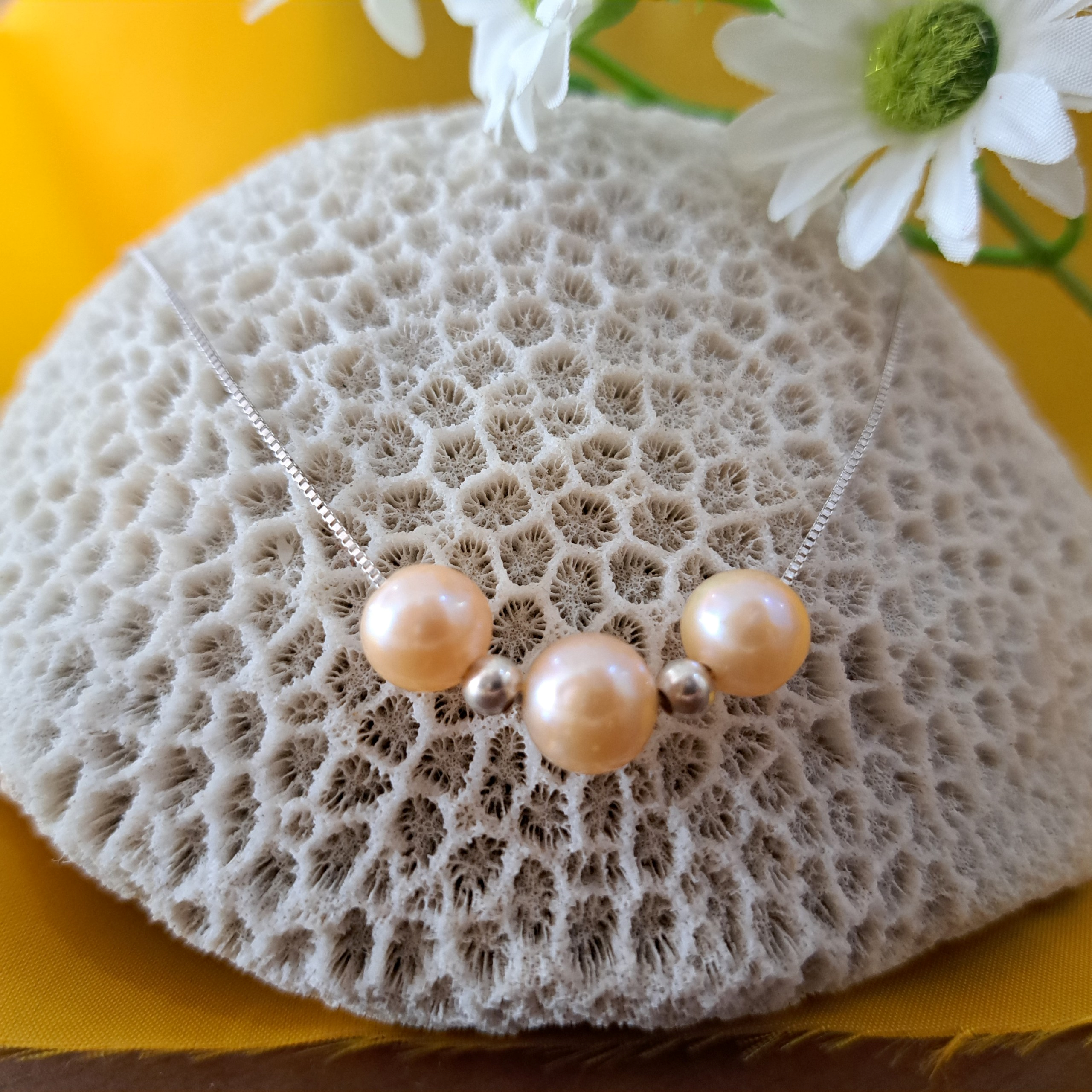 Tại sao ngọc trai được coi là một trong những viên ngọc quý nhất thế giới?